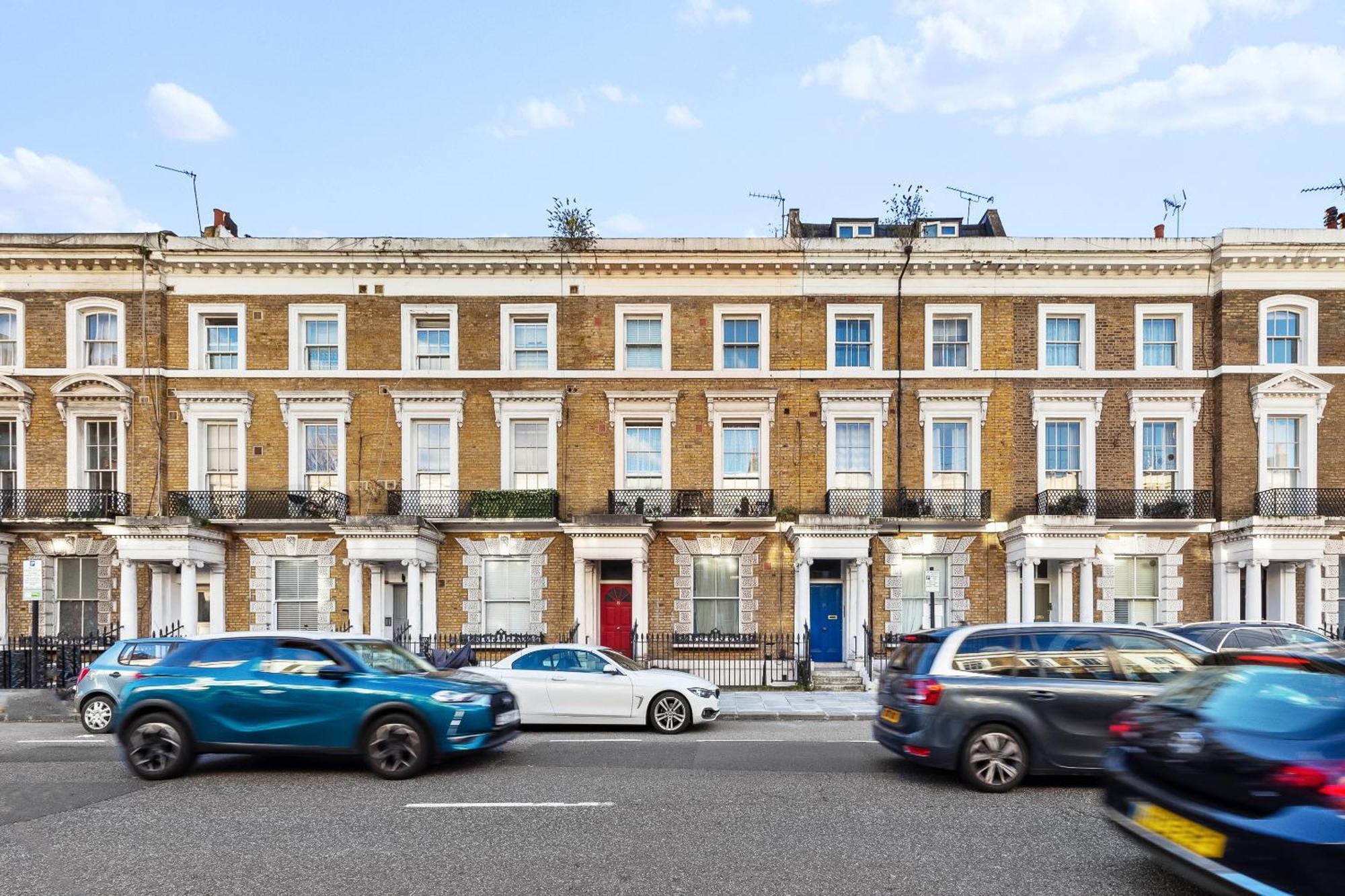 Newly Renovated Kensington 2 Bedroom Apartment With Balcony Near Harrods Sleeps 6, 2 Min Walk From Station London Kültér fotó